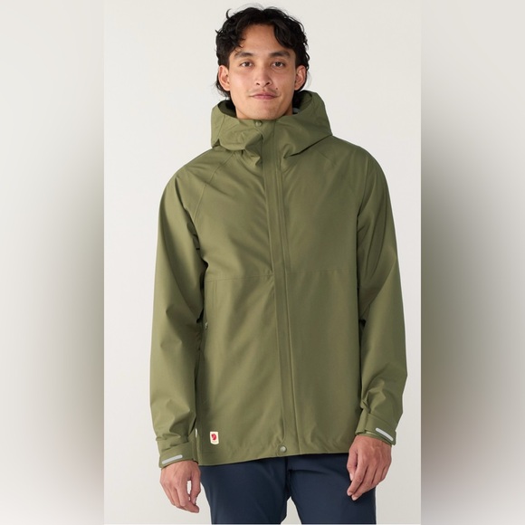 Fjallraven Men's Hydratic Forest Green Raincoat